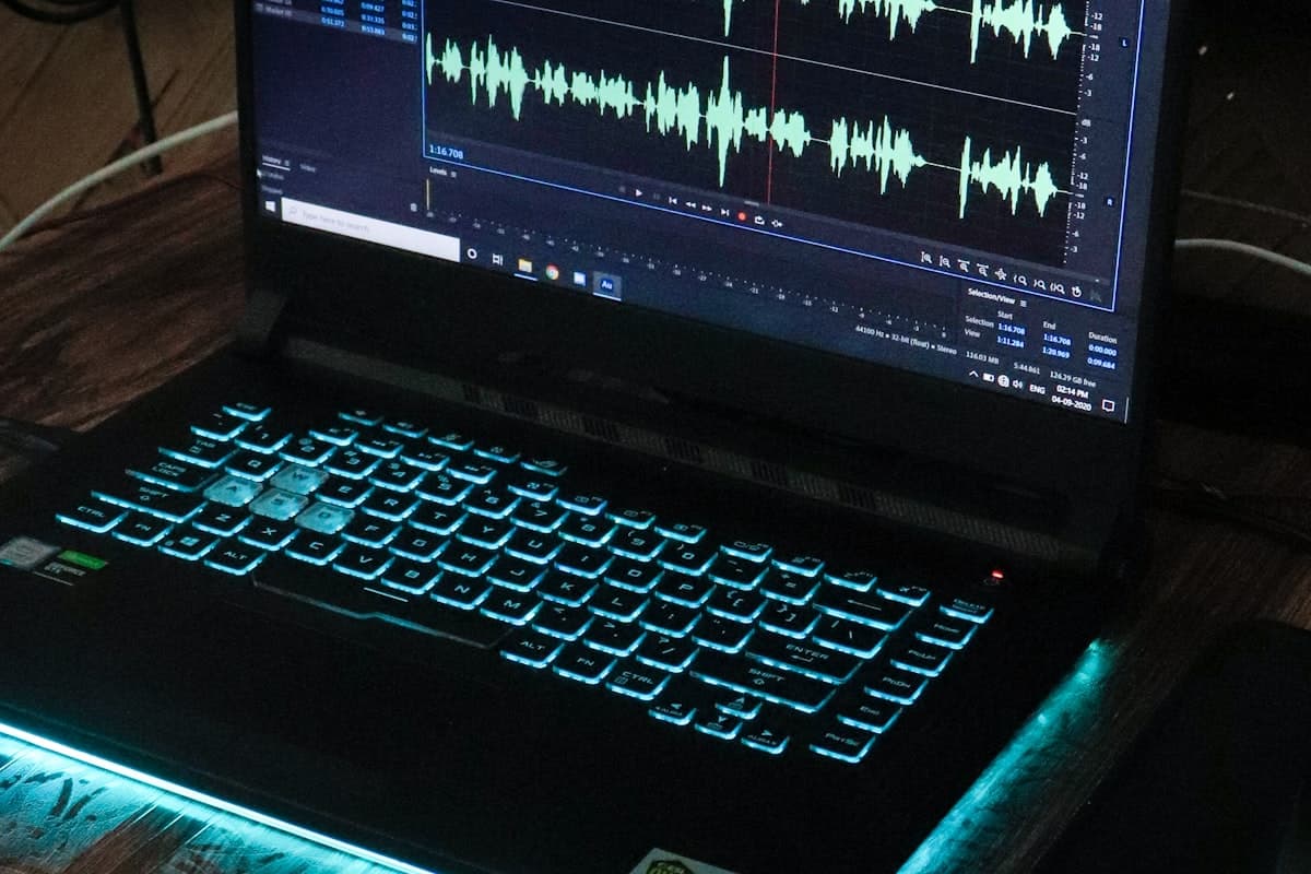 Featured image for AI Podcast Show Notes: A Practical Guide for Producers Who Are Tired of Writing Them